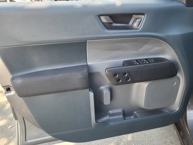 Certified 2022 Ford Maverick XL FWD image 17