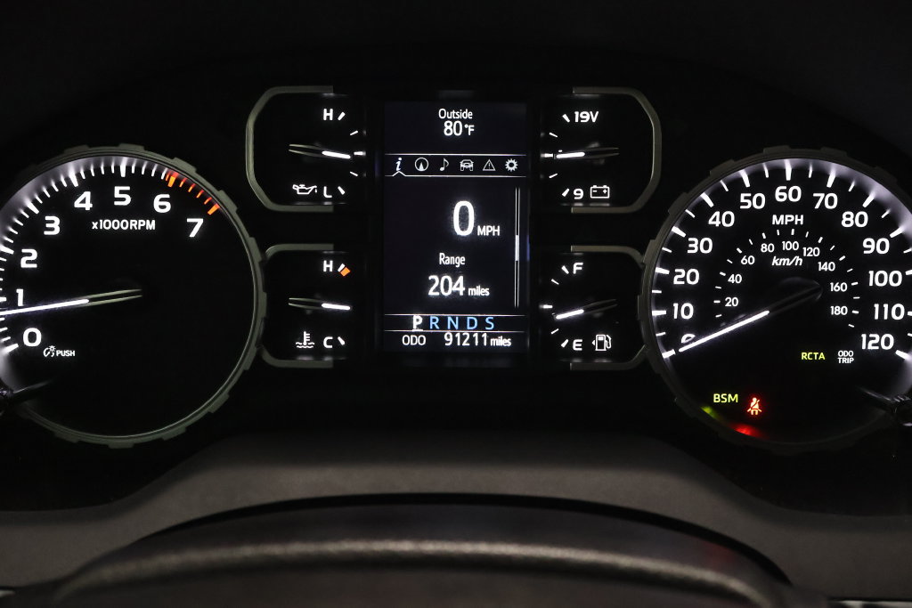 Used 2021 Toyota Tundra Platinum AWD/4WD image 24
