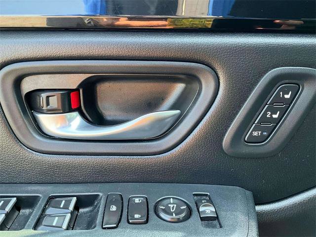 Used 2025 Honda Pilot EX-L image 23