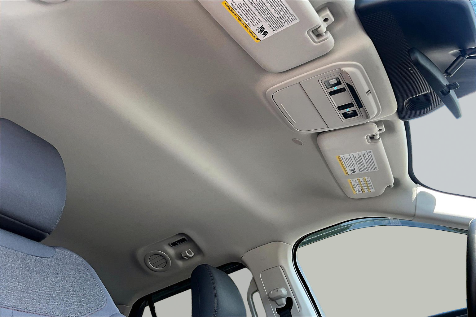 Certified 2025 Ford Explorer Active RWD image 20