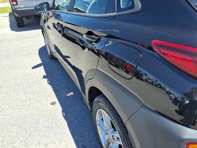 Used 2021 Hyundai Kona SE FWD image 17