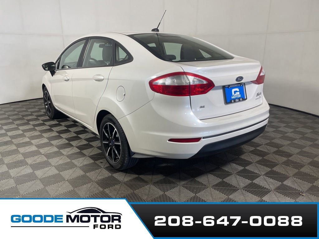 Certified 2018 Ford Fiesta SE FWD image 5