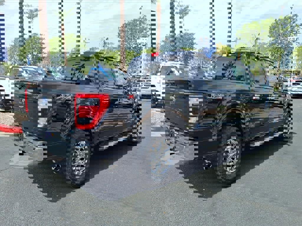 Certified 2022 Ford F150 Lariat w/ Equipment Group 502A High image 5