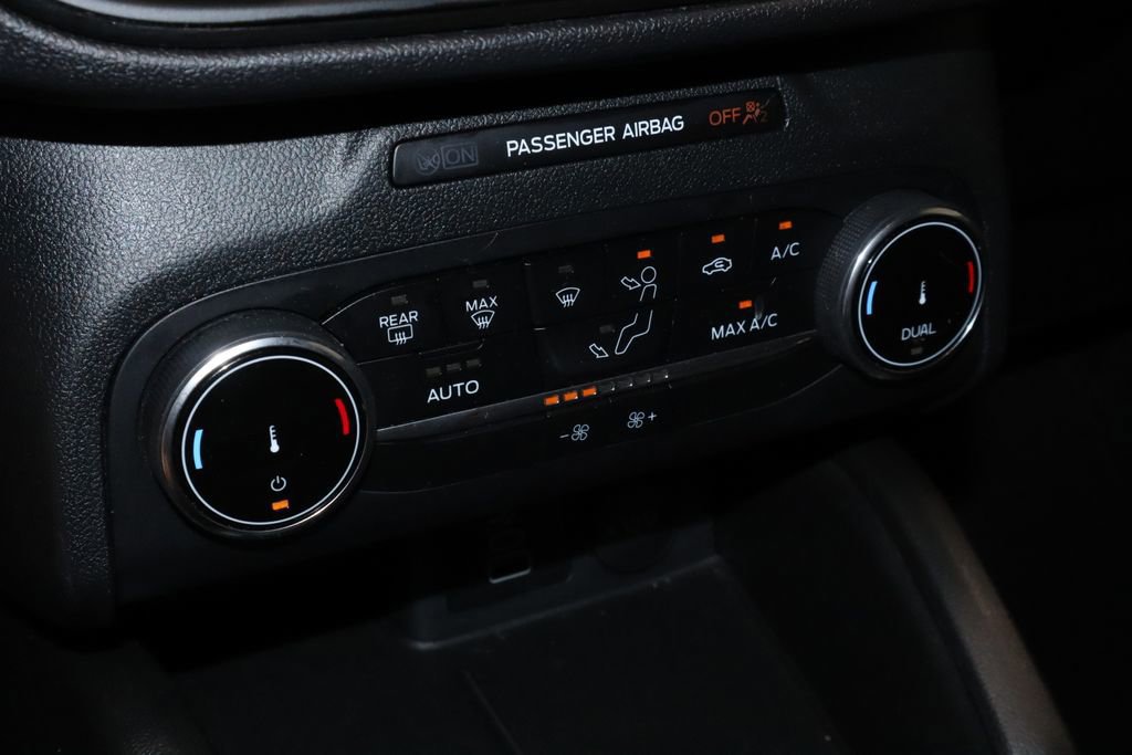 Certified 2025 Ford Escape ST-Line AWD/4WD image 30