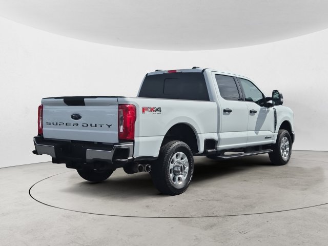 Certified 2023 Ford F350 XLT AWD/4WD image 5