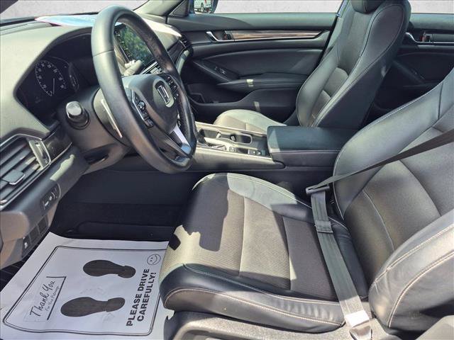 Used 2018 Honda Accord Sport image 10