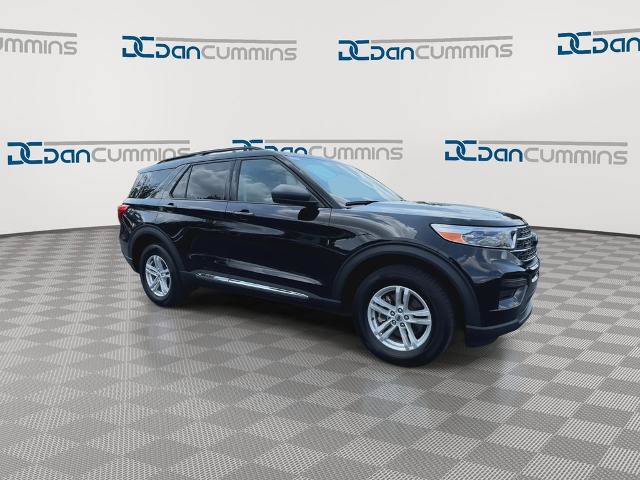 Certified 2024 Ford Explorer XLT AWD/4WD image 2