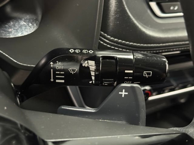 Used 2023 Nissan Rogue SV AWD/4WD image 20