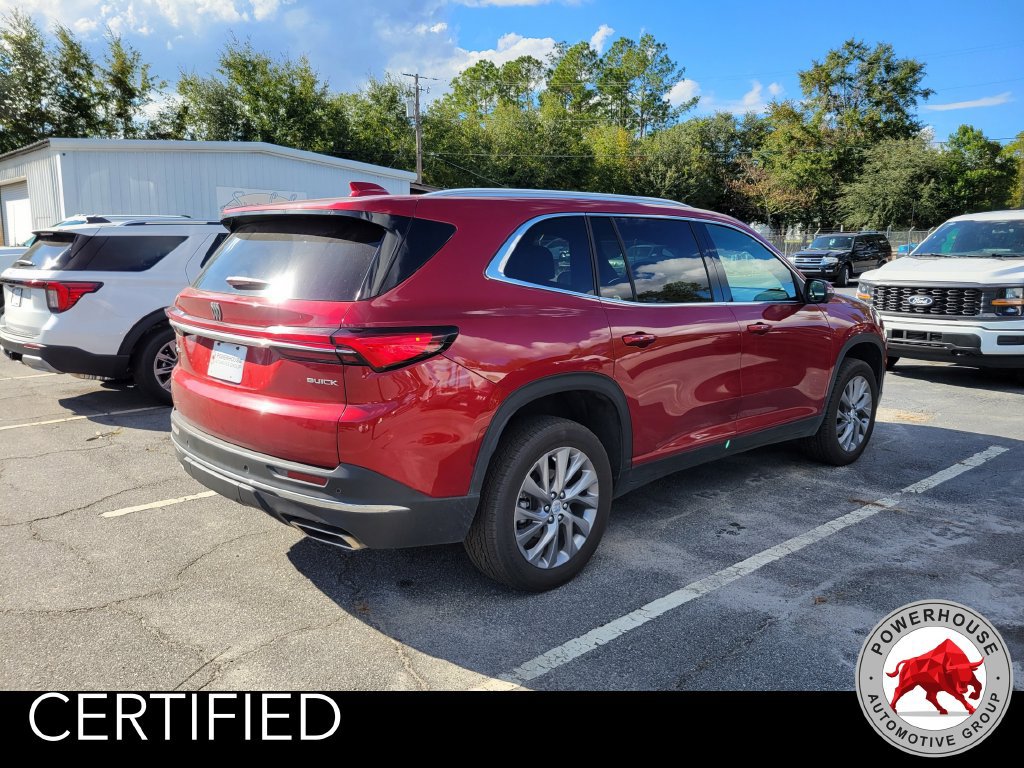 Used 2025 Buick Enclave Preferred AWD/4WD image 5