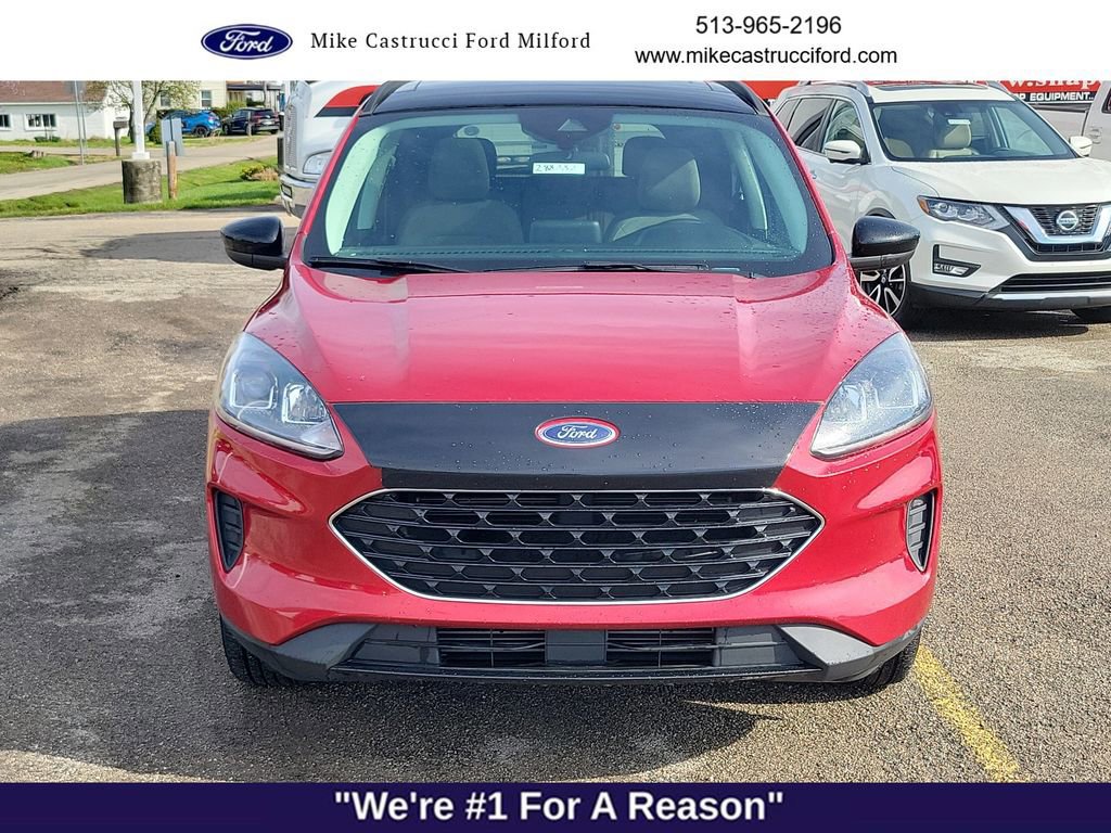 Certified 2021 Ford Escape SE w/ SE Sport Appearance Package image 8