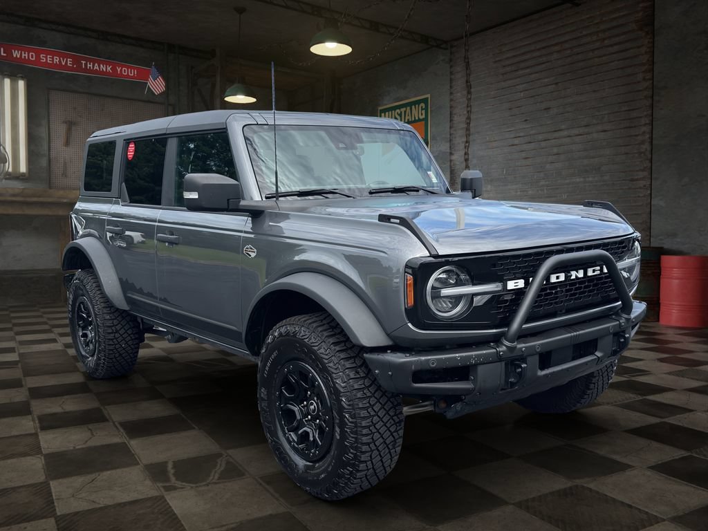 Certified 2022 Ford Bronco Wildtrak AWD/4WD image 2