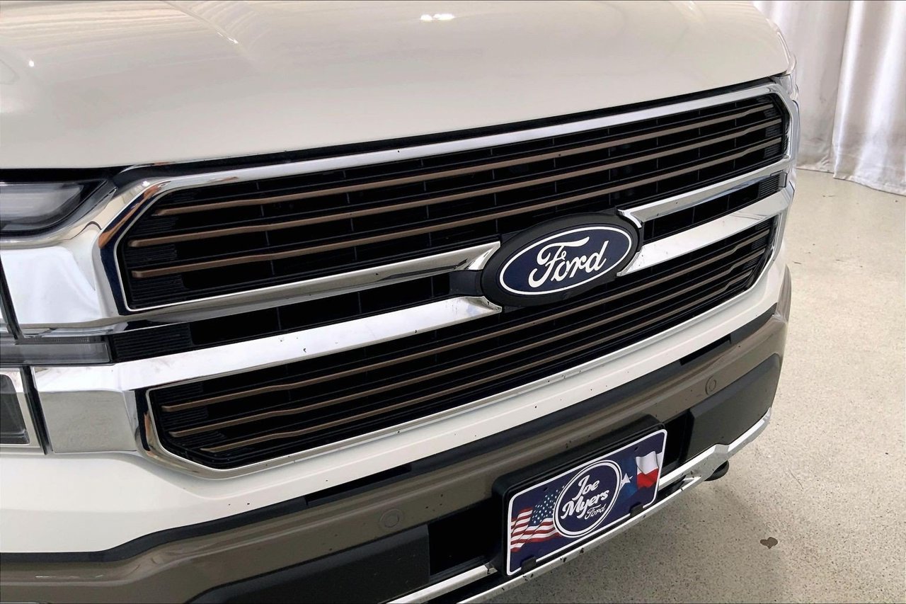Certified 2025 Ford F150 King Ranch w/ FX4 Off-Road Package AWD/4WD image 30