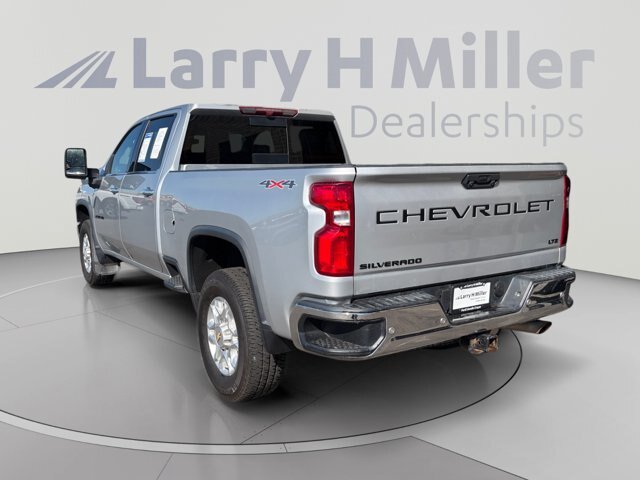 Used 2022 Chevrolet Silverado 2500 LTZ w/ LTZ Plus Package AWD/4WD image 2