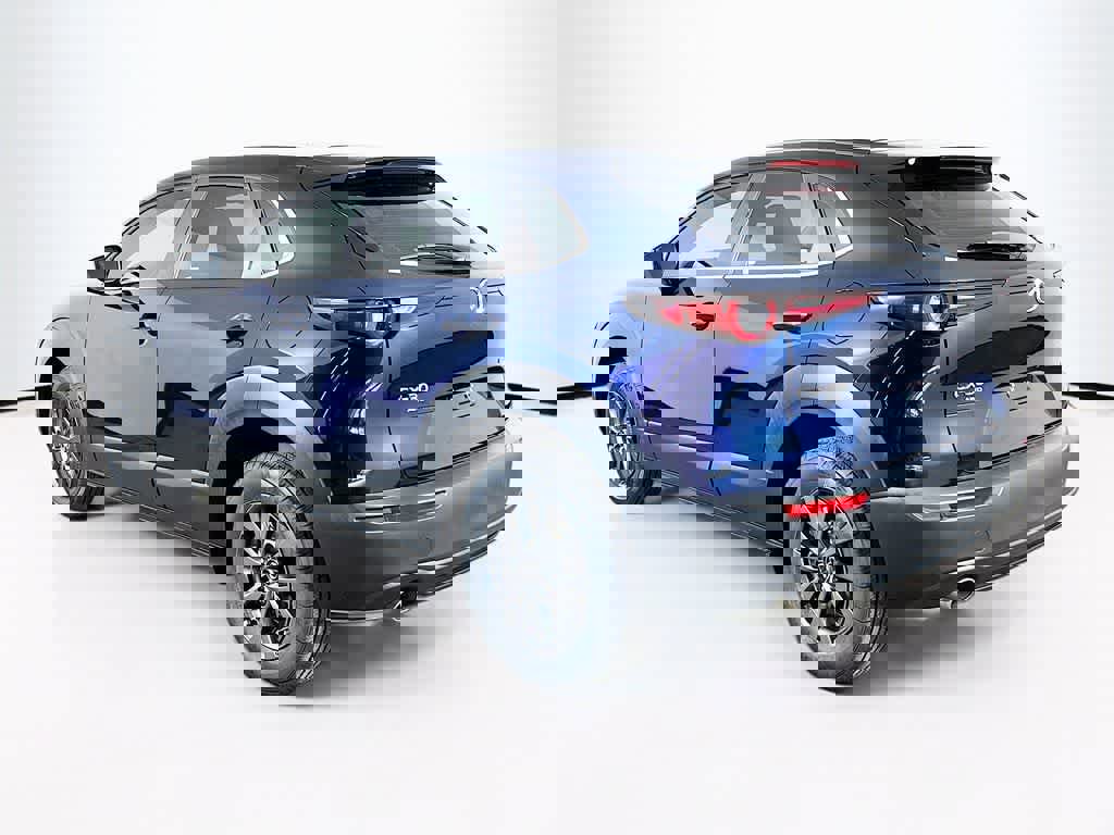 Used 2022 MAZDA CX-30 AWD 2.5 S image 3