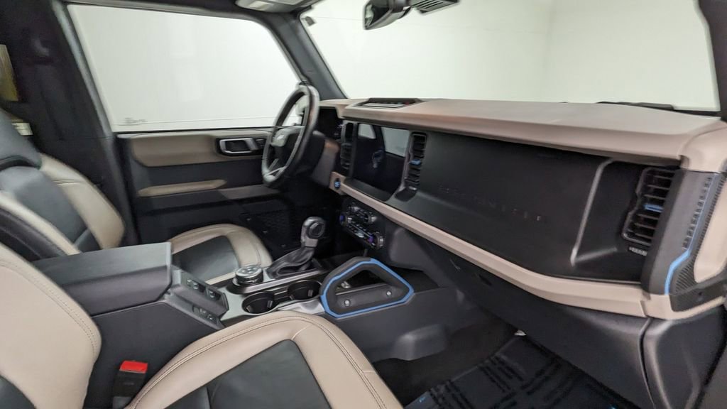 Certified 2023 Ford Bronco Wildtrak AWD/4WD image 39