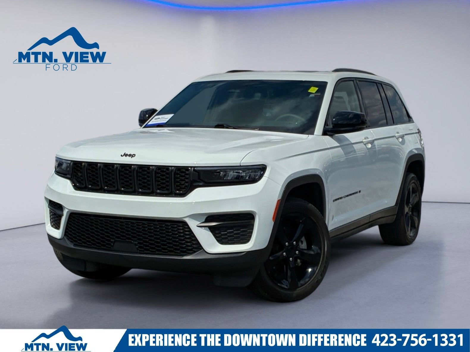 Used 2024 Jeep Grand Cherokee Altitude