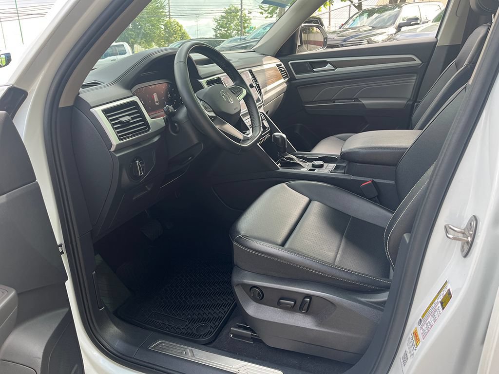 Used 2022 Volkswagen Atlas SE AWD/4WD image 9