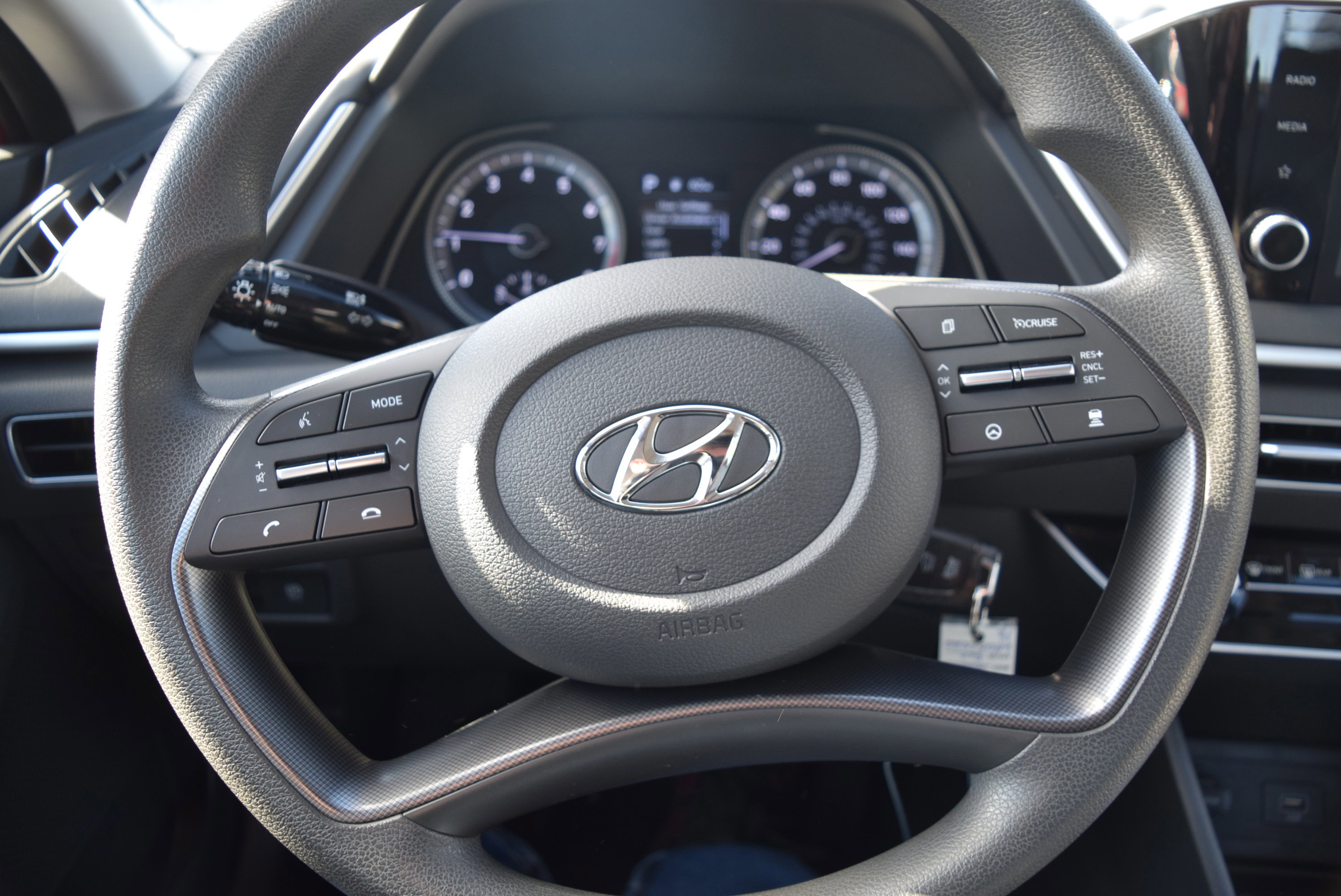 Used 2020 Hyundai Sonata SE w/ Cargo Package FWD image 9