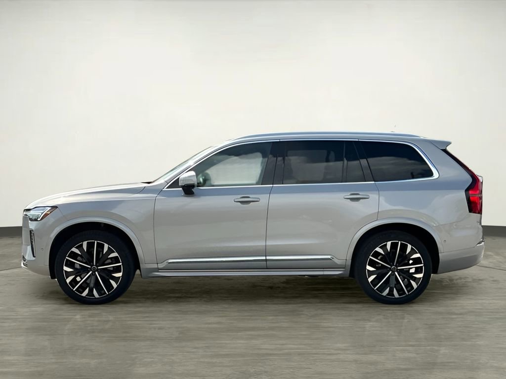Used 2025 Volvo XC90 B6 Plus AWD/4WD image 3