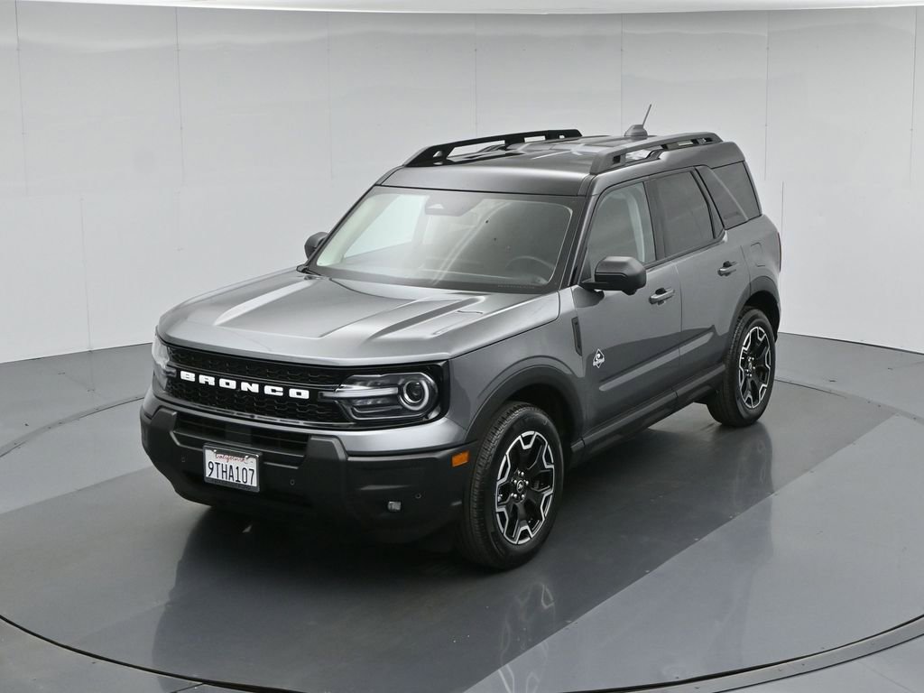 Certified 2025 Ford Bronco Sport Outer Banks w/ Outer Banks Tech Package+ AWD/4WD image 39