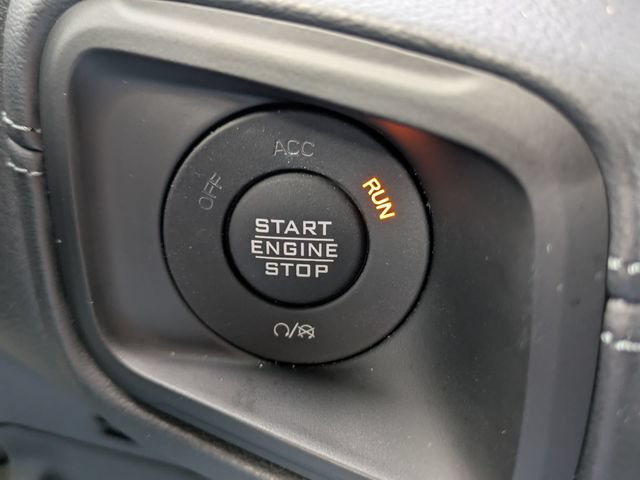 Used 2024 Jeep Wrangler Unlimited Rubicon w/ Technology Group AWD/4WD image 28