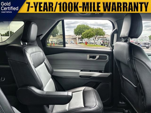 Certified 2023 Ford Explorer XLT w/ Equipment Group 202A RWD image 17