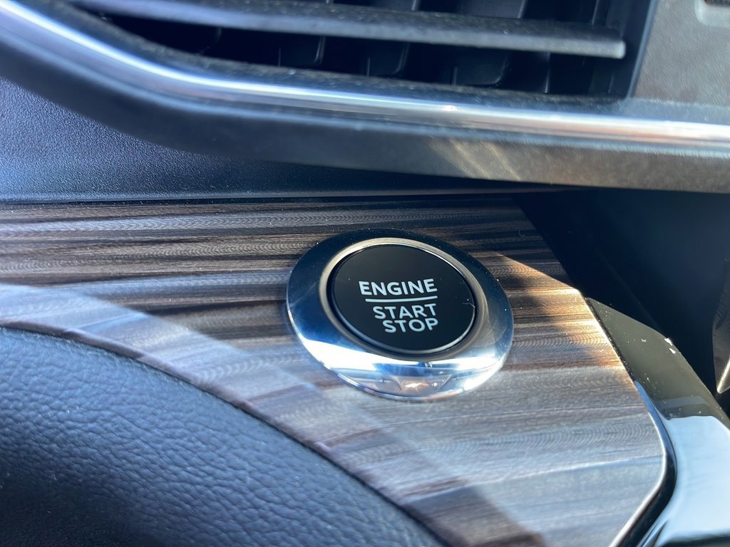 Certified 2023 Ford Explorer Limited w/ Limited Technology Package image 24