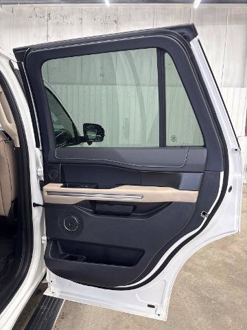 Certified 2023 Ford Expedition Limited AWD/4WD image 16