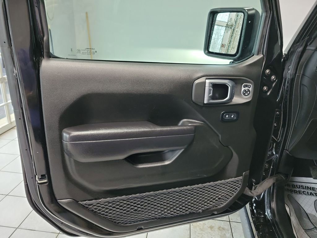 Used 2024 Jeep Wrangler Unlimited Rubicon 4xe AWD/4WD image 43