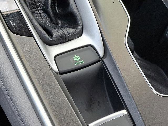 Used 2018 Honda Accord EX-L image 25