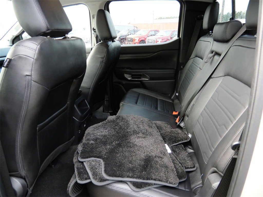 Certified 2025 Ford Ranger Lariat w/ Black Appearance Package image 11