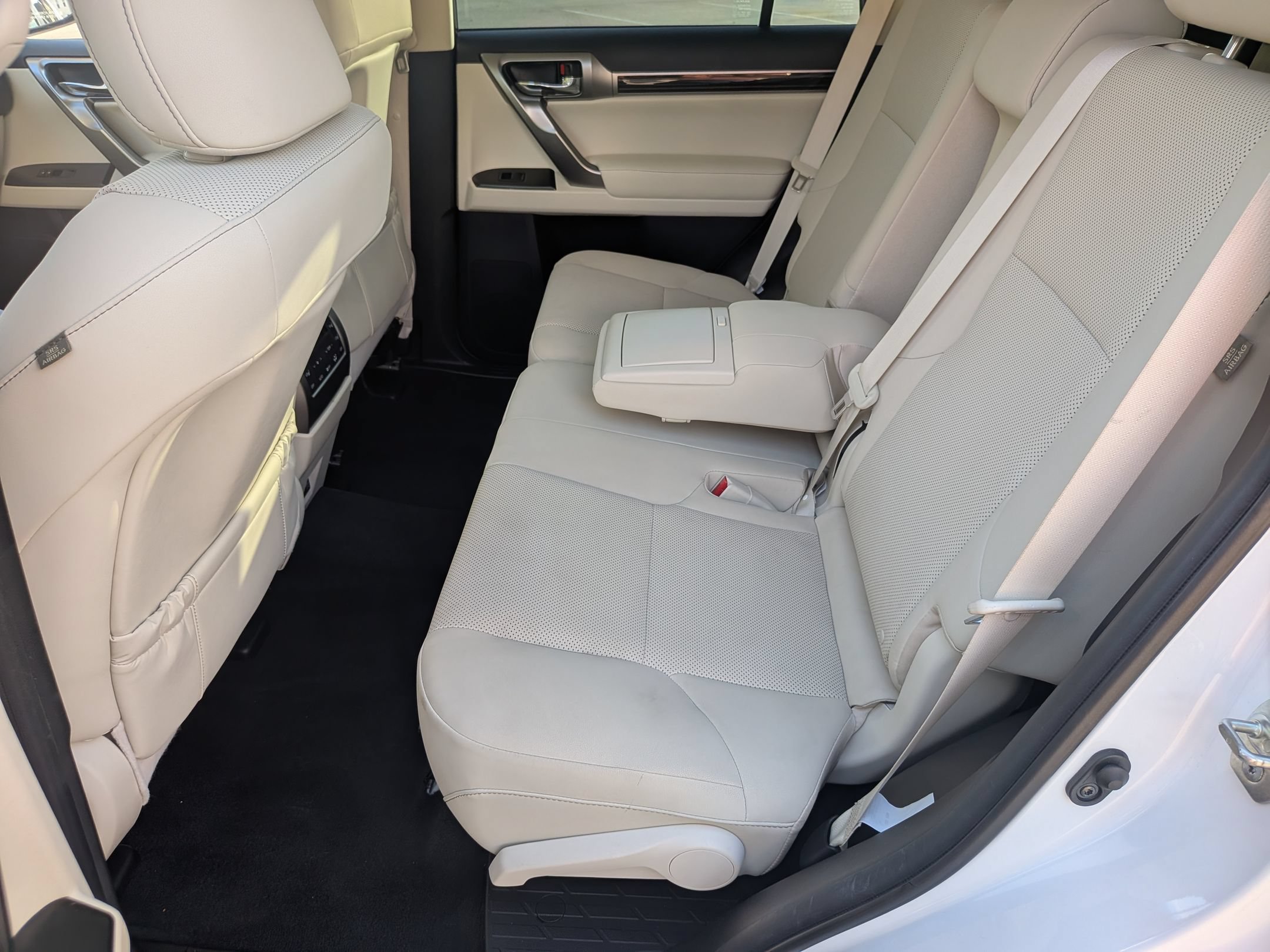 Used 2023 Lexus GX 460 Premium w/ Premium Package AWD/4WD image 31