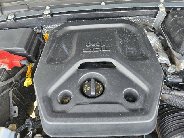 Used 2024 Jeep Wrangler Unlimited Sahara AWD/4WD image 35