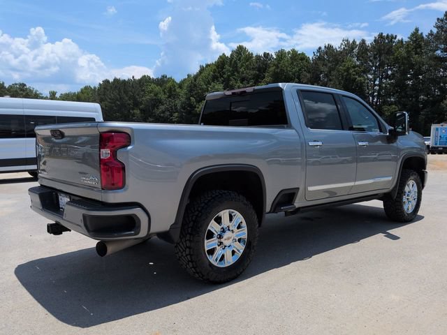 Used 2024 Chevrolet Silverado 2500 High Country w/ High Country Premium Package AWD/4WD image 4