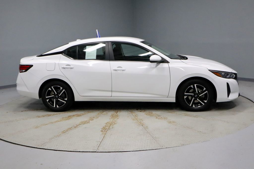 Used 2024 Nissan Sentra SV image 10
