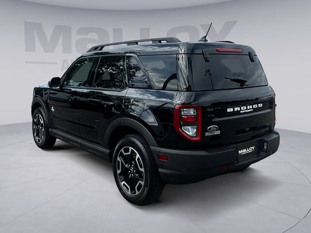 Certified 2023 Ford Bronco Sport Outer Banks w/ Tech Package AWD/4WD image 3