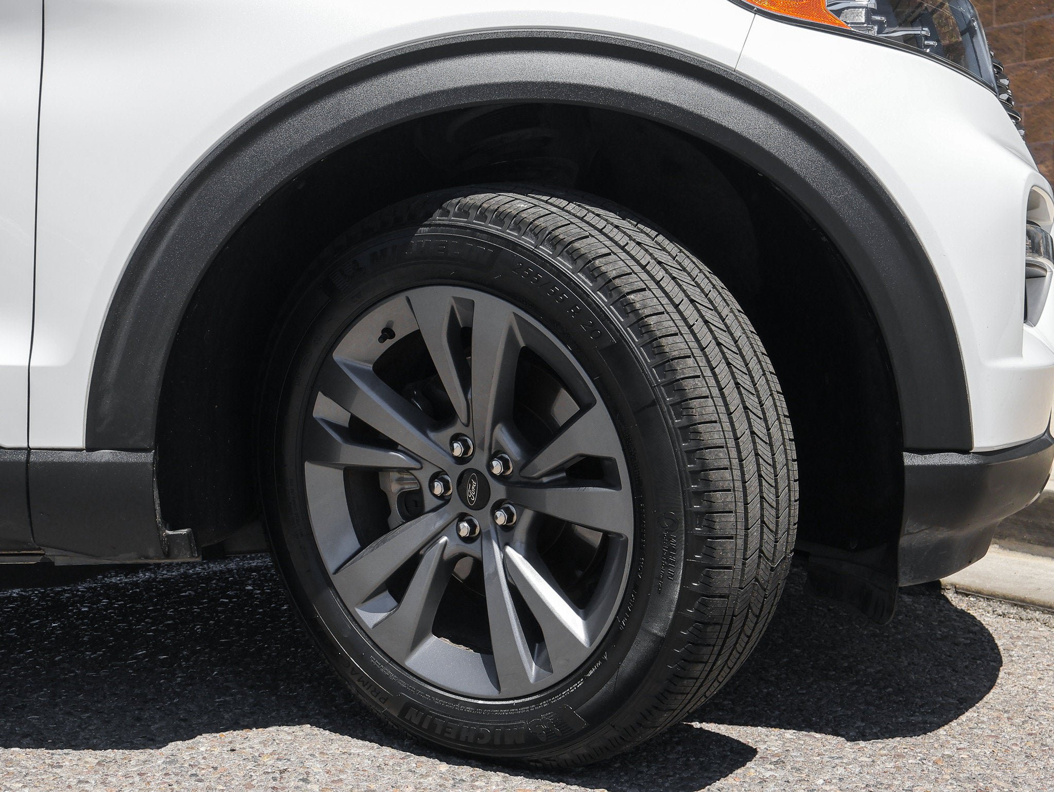 Certified 2022 Ford Explorer XLT w/ Equipment Group 202A RWD image 13