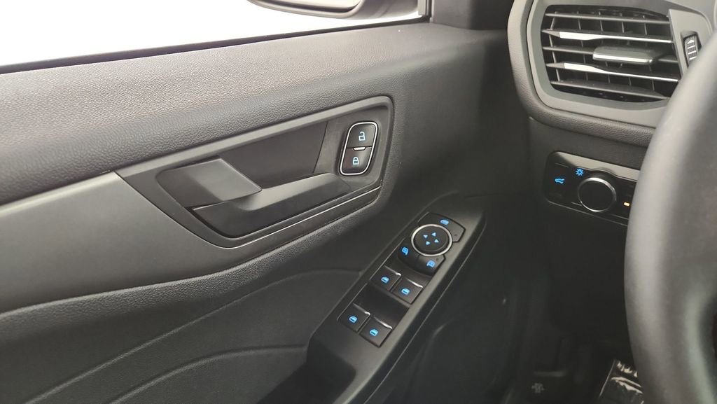 Certified 2023 Ford Escape Active AWD/4WD image 15