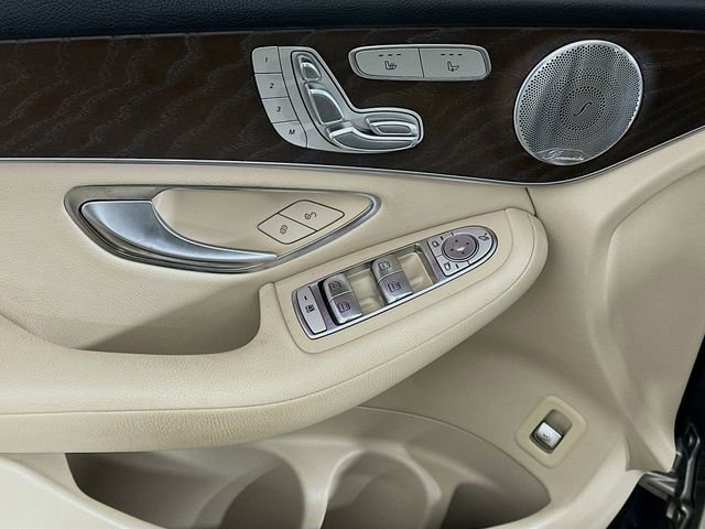 Used 2020 Mercedes-Benz GLC 300 BASE 4MATIC image 10