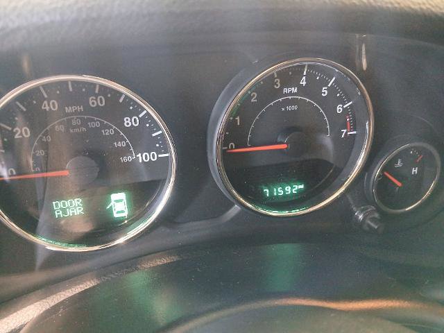 Used 2017 Jeep Wrangler Unlimited Sahara image 14