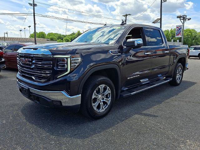 Used 2025 GMC Sierra 1500 SLT AWD/4WD image 3