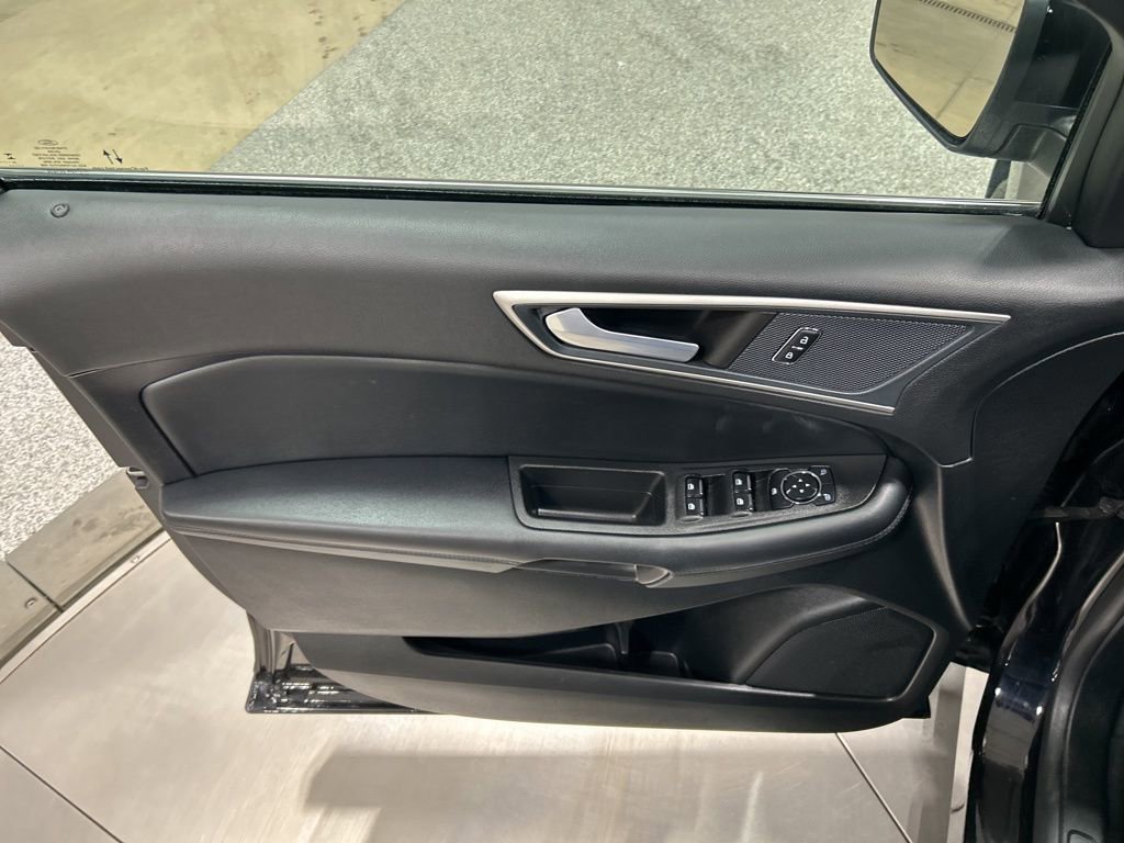 Certified 2024 Ford Edge SEL w/ Convenience Package image 15