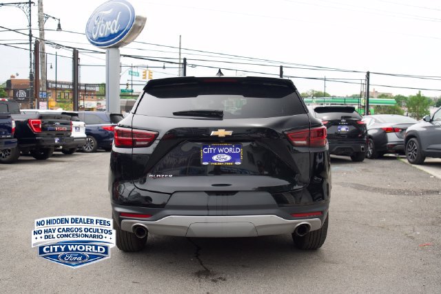 Used 2025 Chevrolet Blazer LT FWD image 5