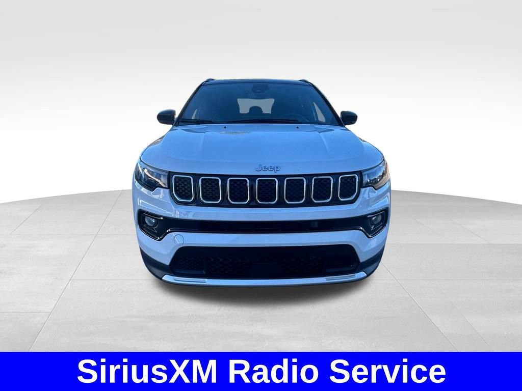 Used 2024 Jeep Compass Limited AWD/4WD image 9