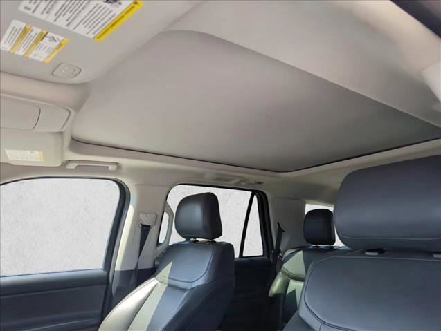 Certified 2025 Ford Expedition Active image 15