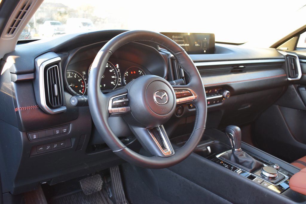 Used 2025 MAZDA CX-50 Meridian Edition image 10