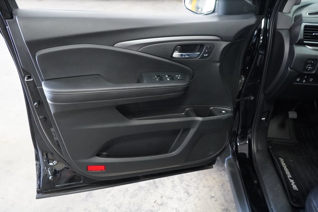 Used 2023 Honda Ridgeline RTL image 19