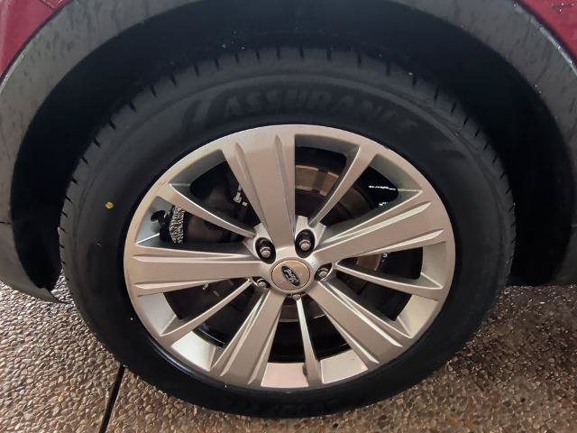 Certified 2019 Ford Explorer Limited w/ Class III Trailer Tow Package FWD image 38
