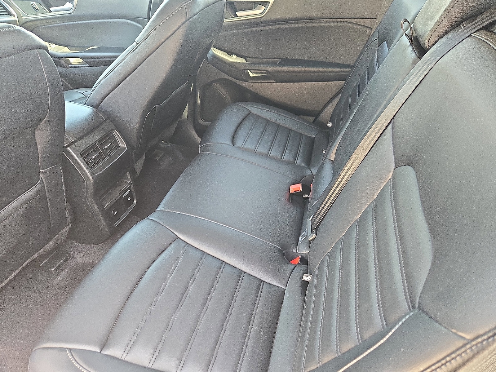 Certified 2024 Ford Edge SEL w/ Convenience Package AWD/4WD image 13