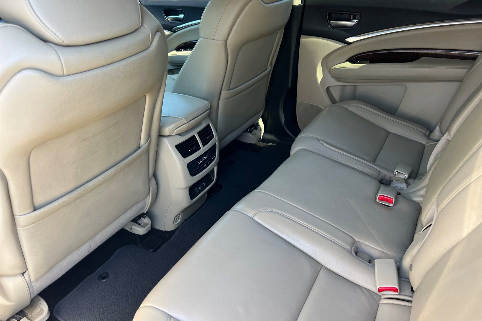 Used 2017 Acura MDX FWD w/ Technology Package image 13